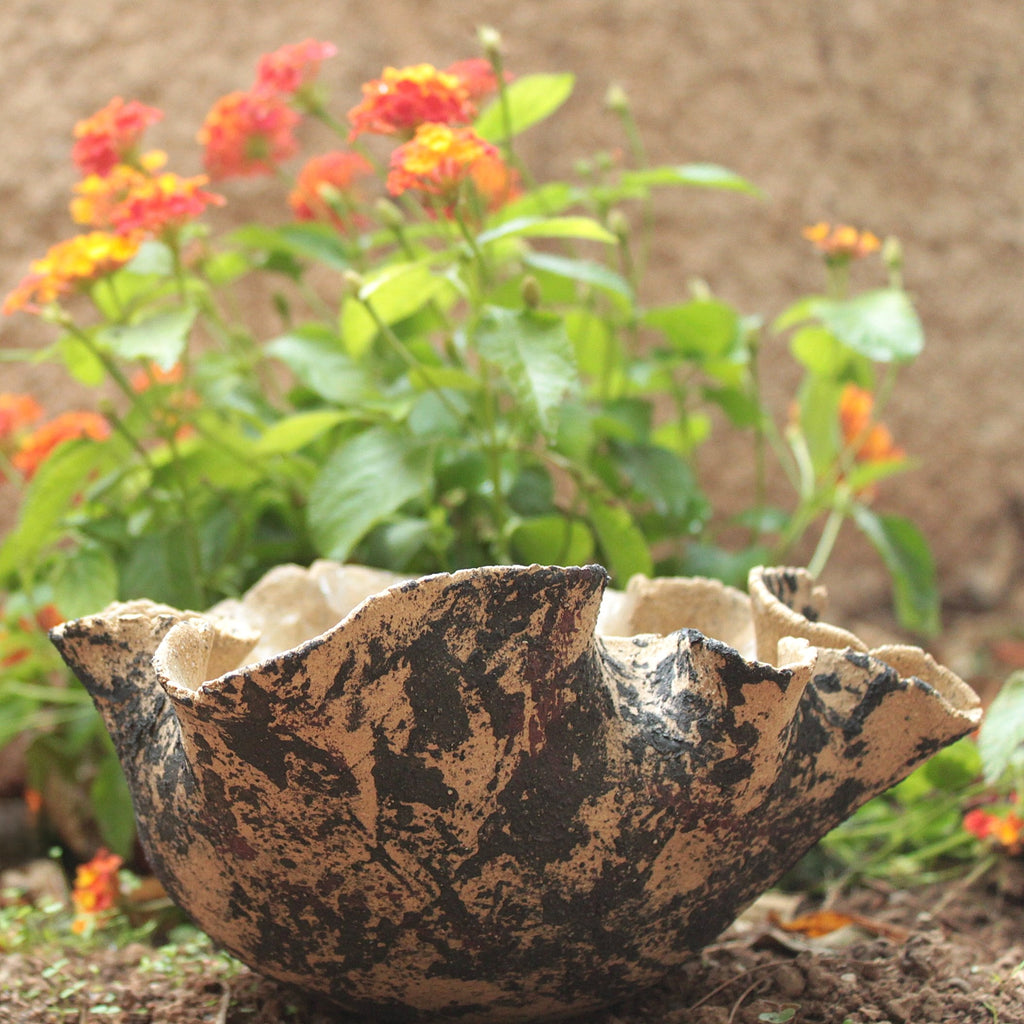 Wavy Art Bowl - sand