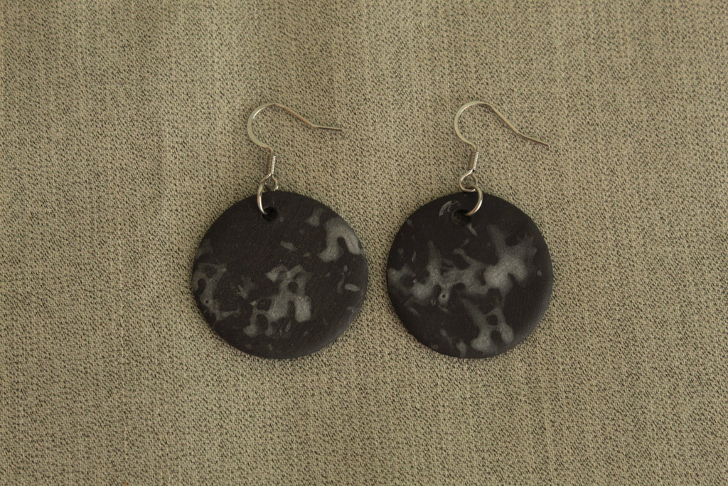 Black and white porcelain circle dangling earrings