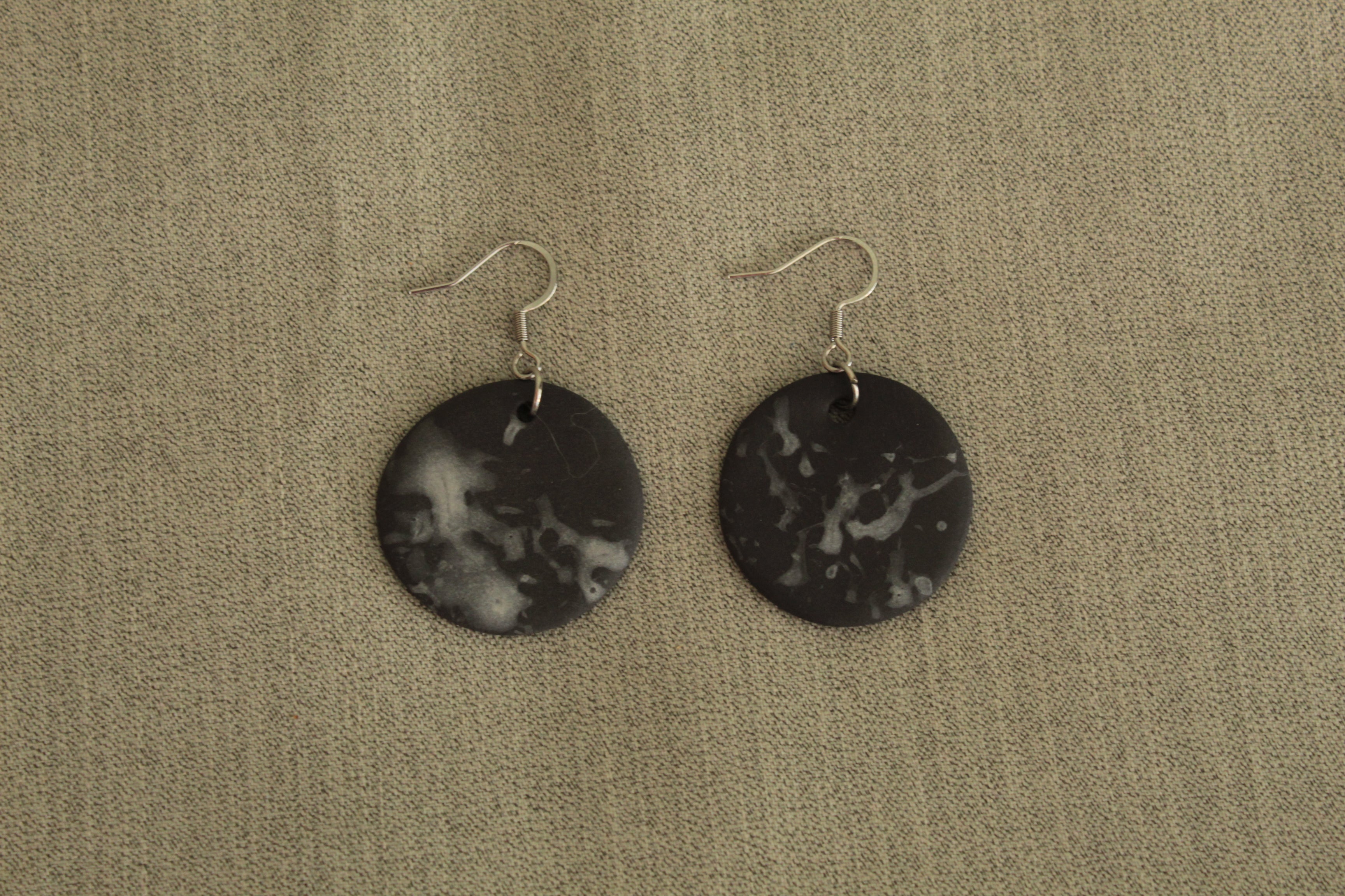 Black and white porcelain circle dangling earrings