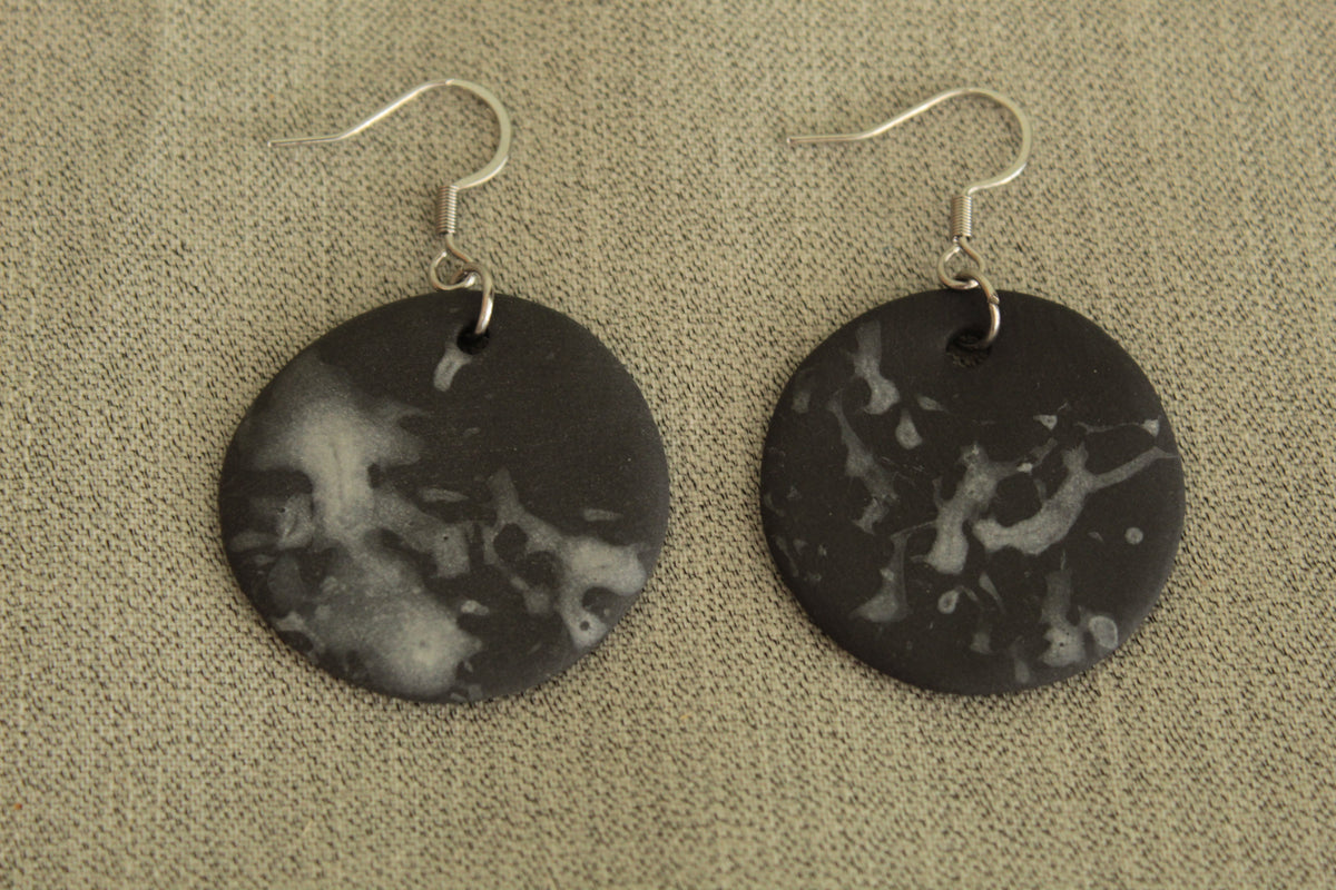 Black and white porcelain circle dangling earrings