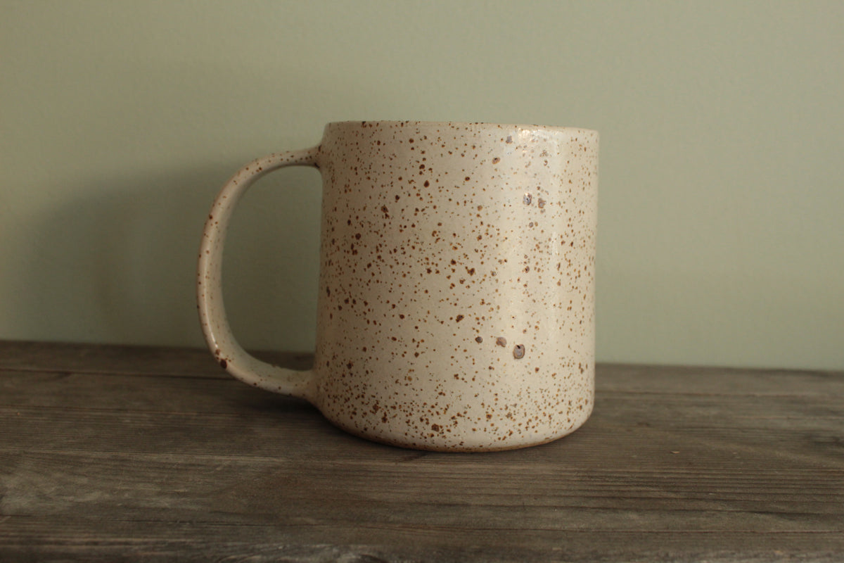 400ml White speckled mug