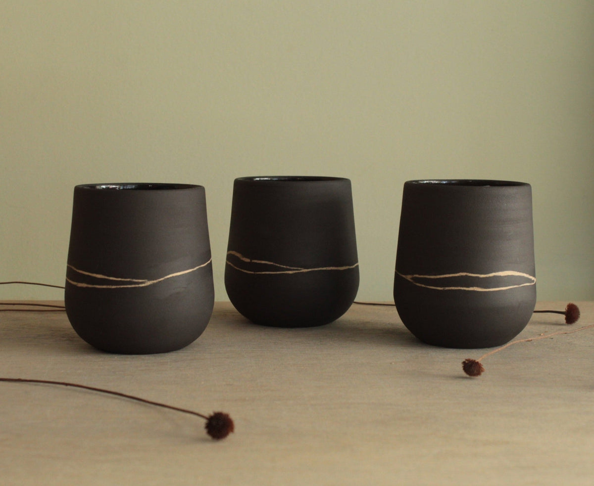 White line cup