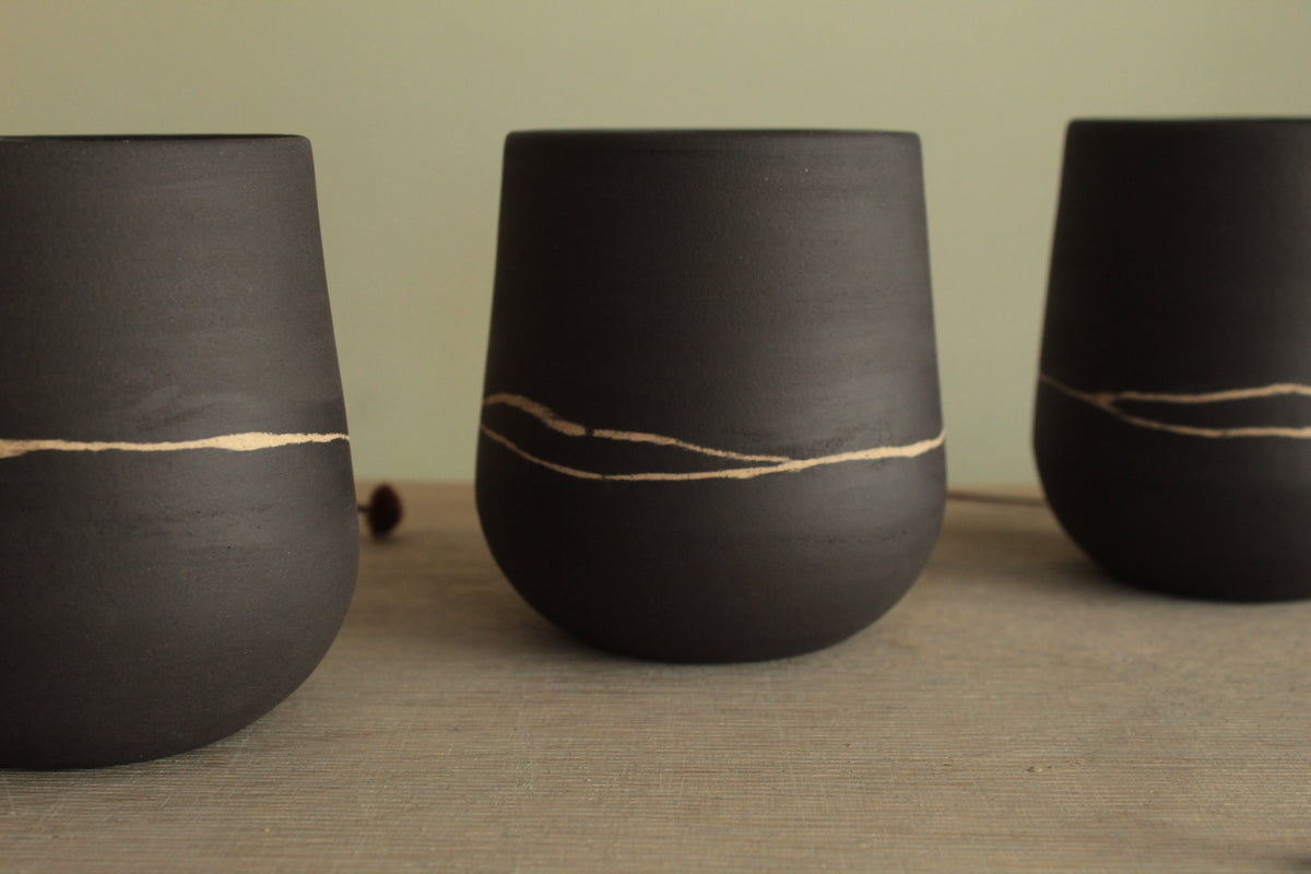 White line cup