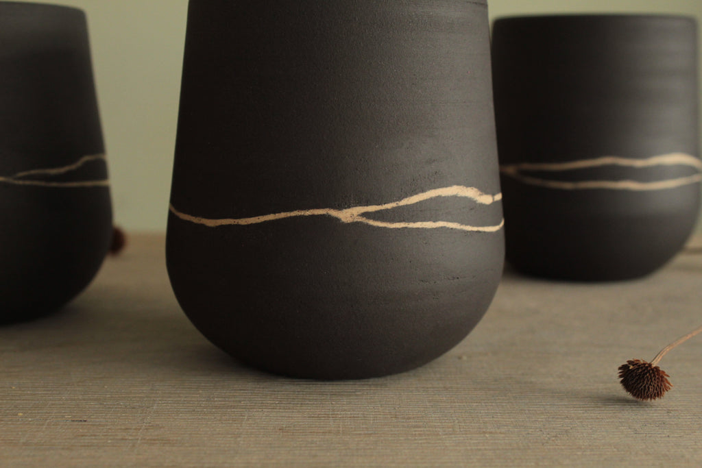 White line cup