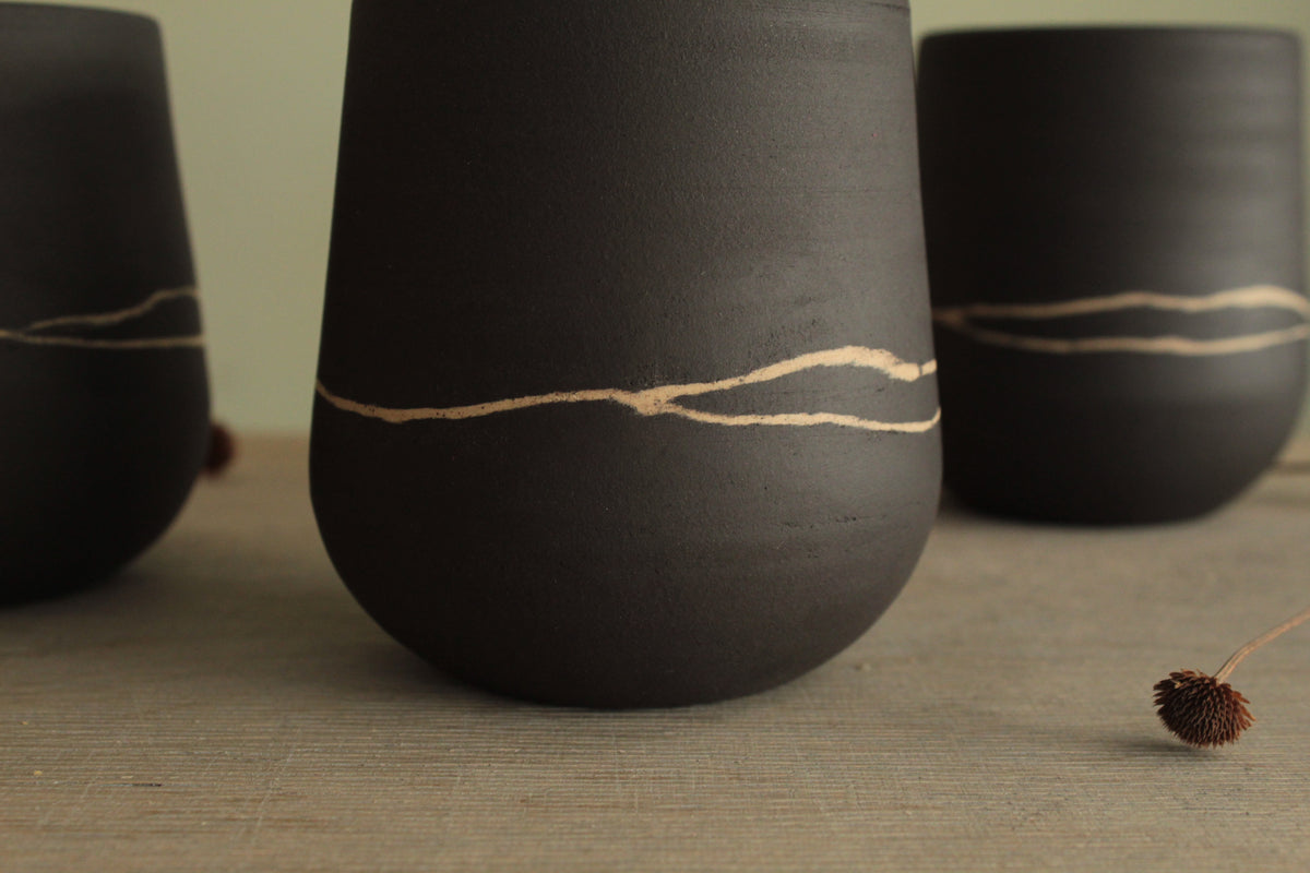 White line cup