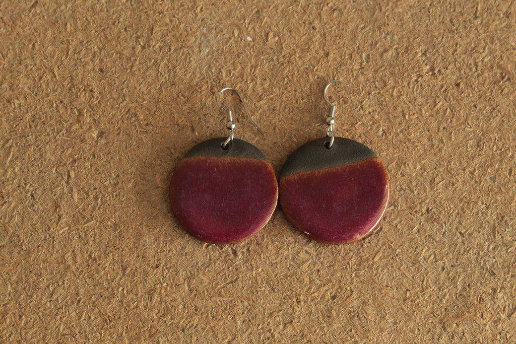 Black and ruby circle dangling earrings