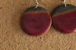 Load image into Gallery viewer, Black and ruby circle dangling earrings
