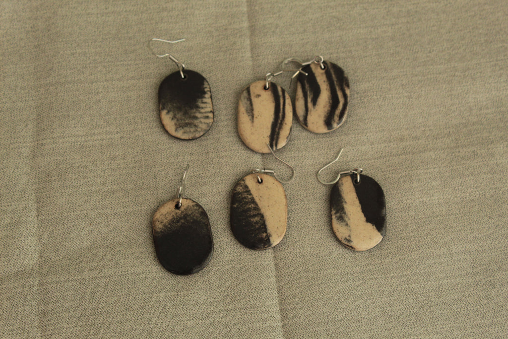 Marble oval dangling earrings