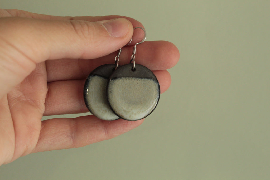 Maira circle dangling earrings