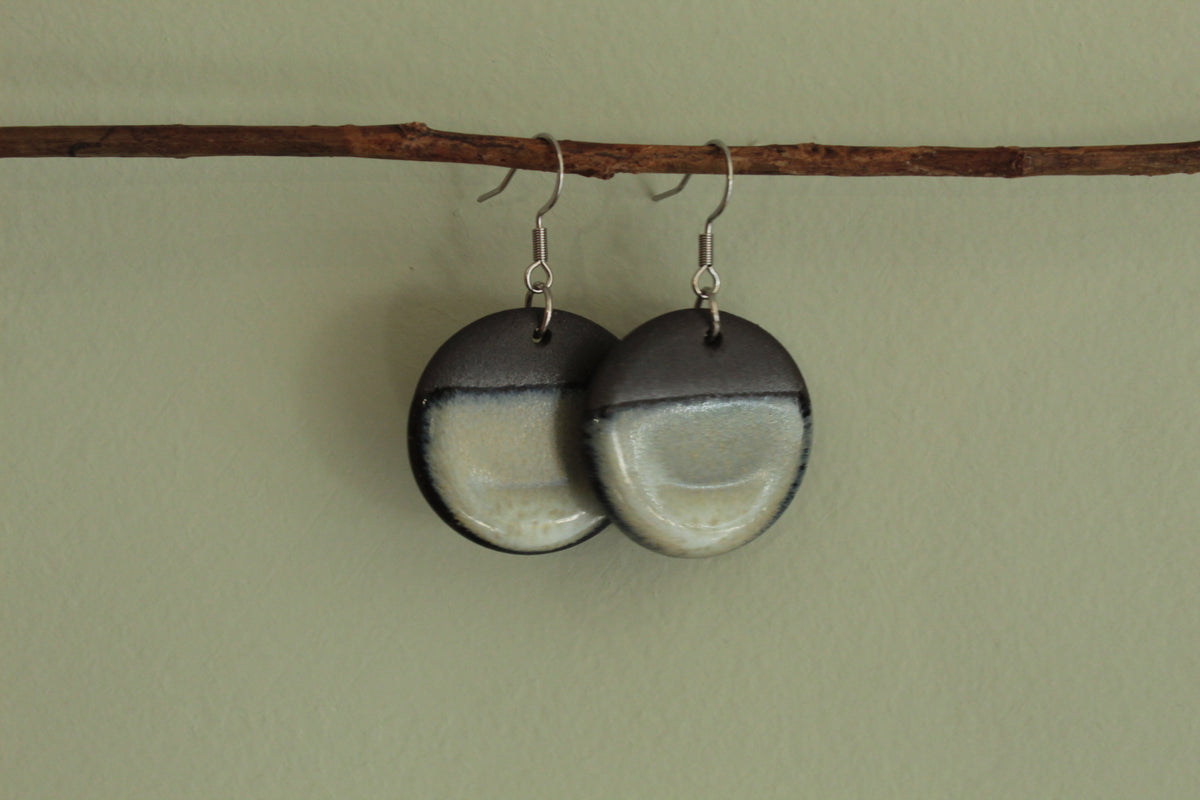 Maira circle dangling earrings