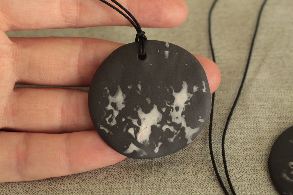 Black and white porcelain circle necklace