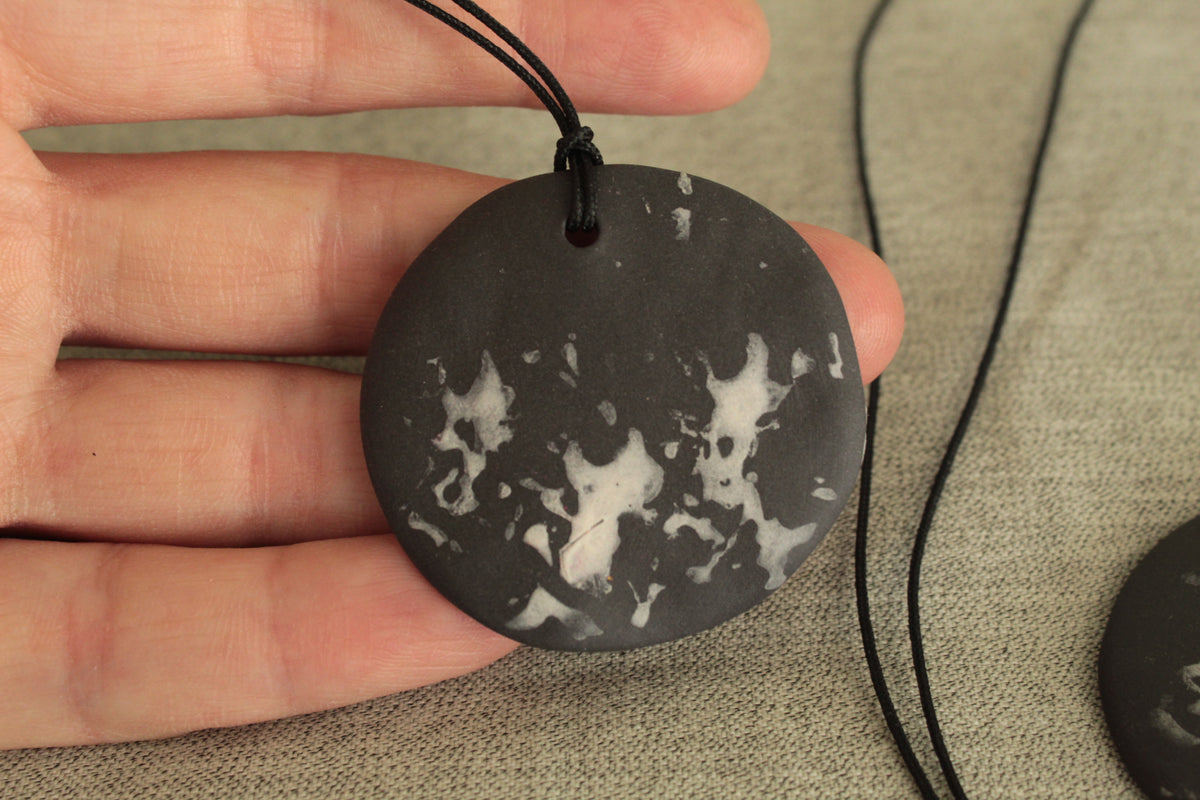 Black and white porcelain circle necklace