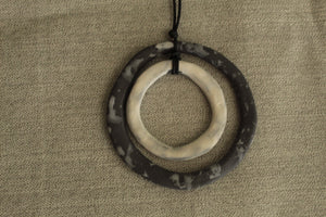 Black and white hoops porcelain necklace
