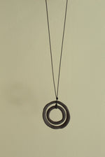 Load image into Gallery viewer, Black hoops porcelain necklace

