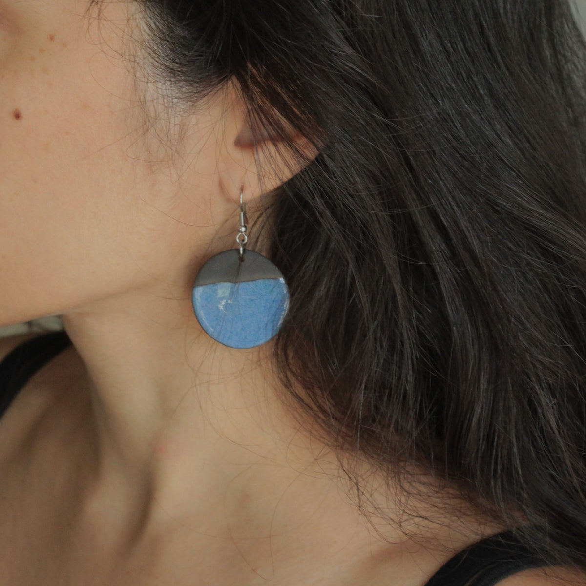 Black and blue circle dangling earrings