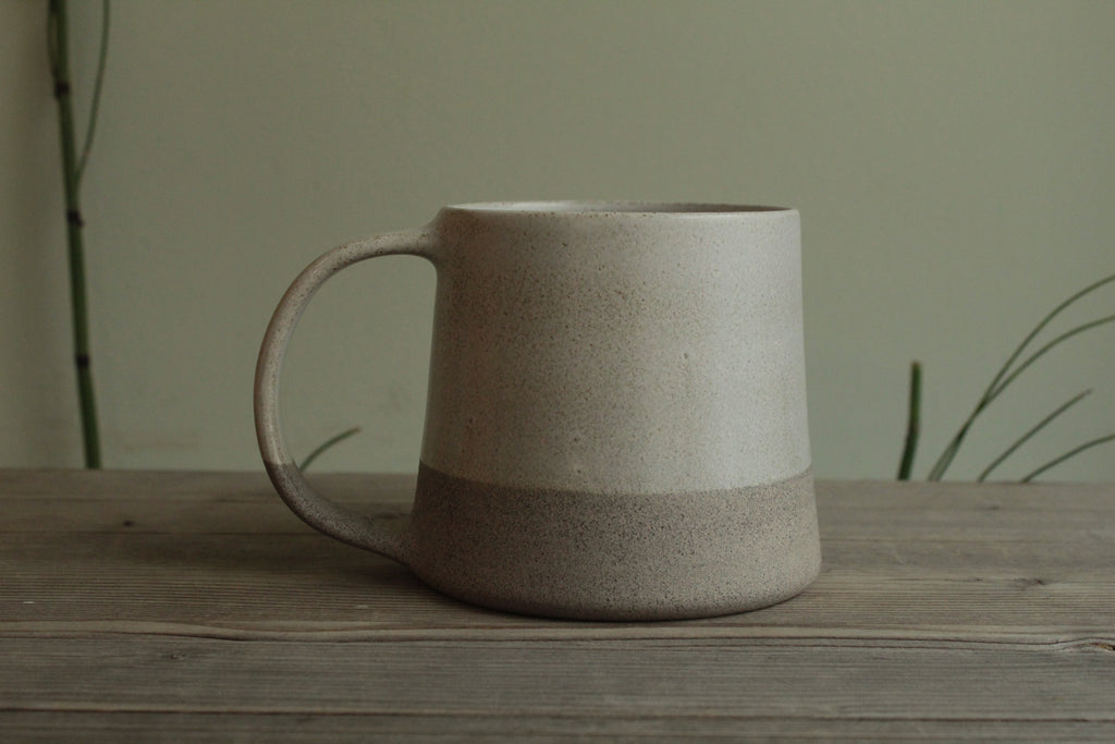 400ml White/Grey mug