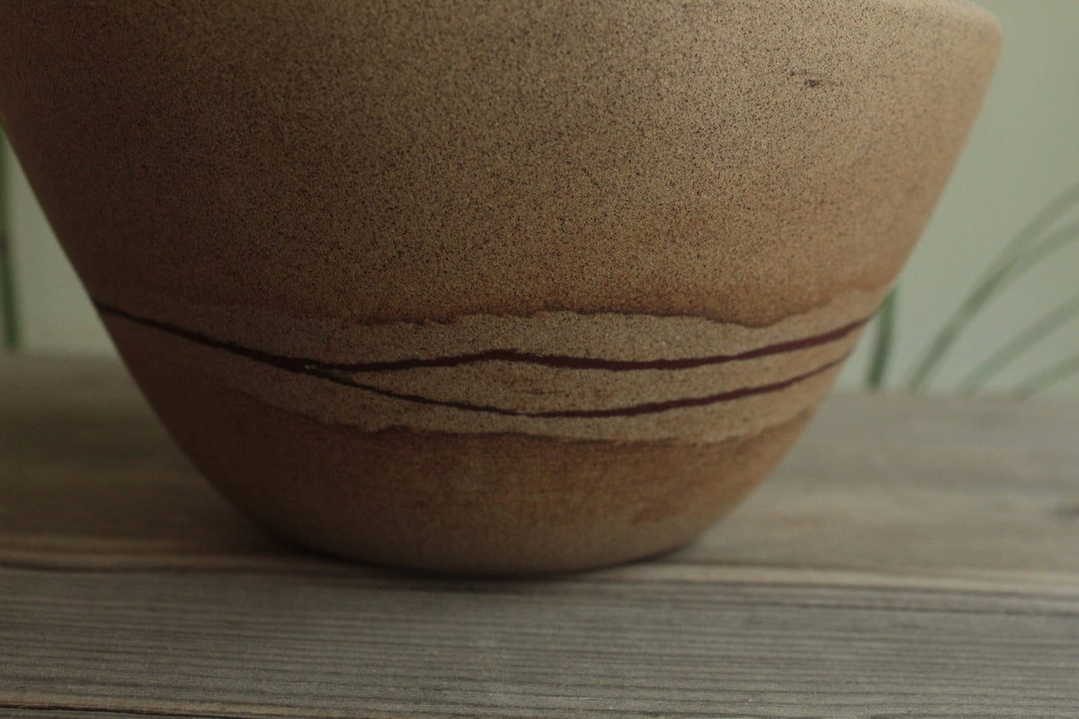 Red line bowl