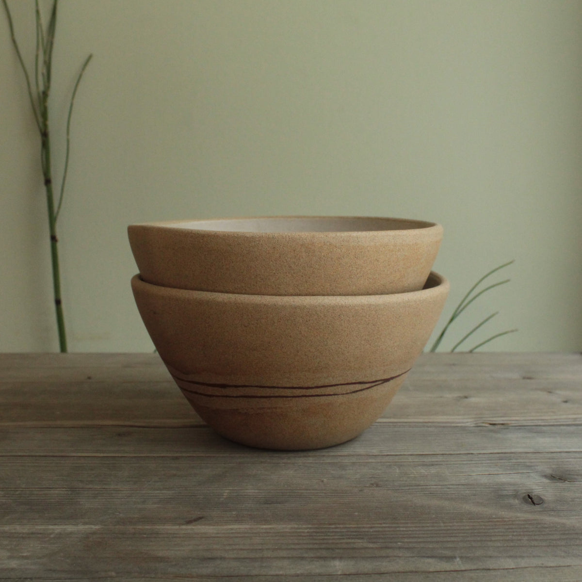 Red line bowl