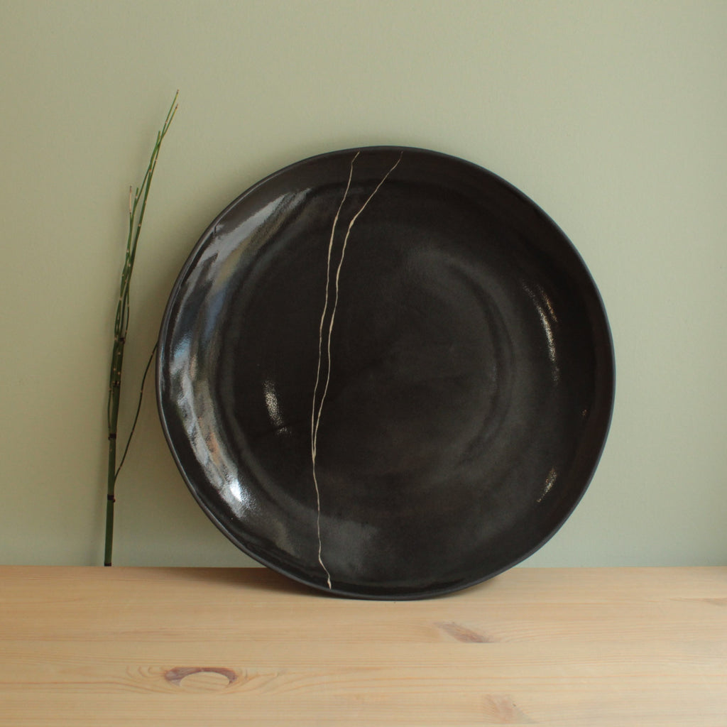 White line platter