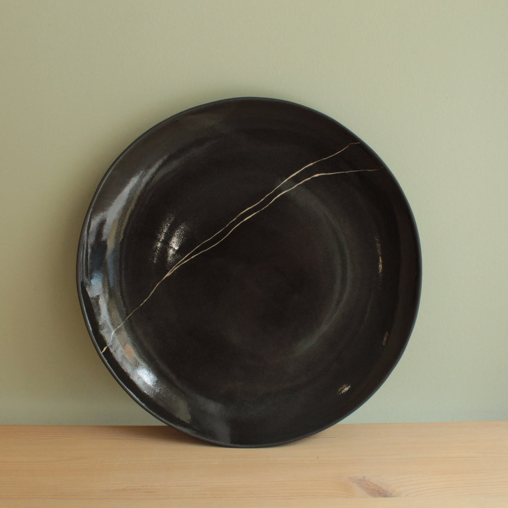 White line platter