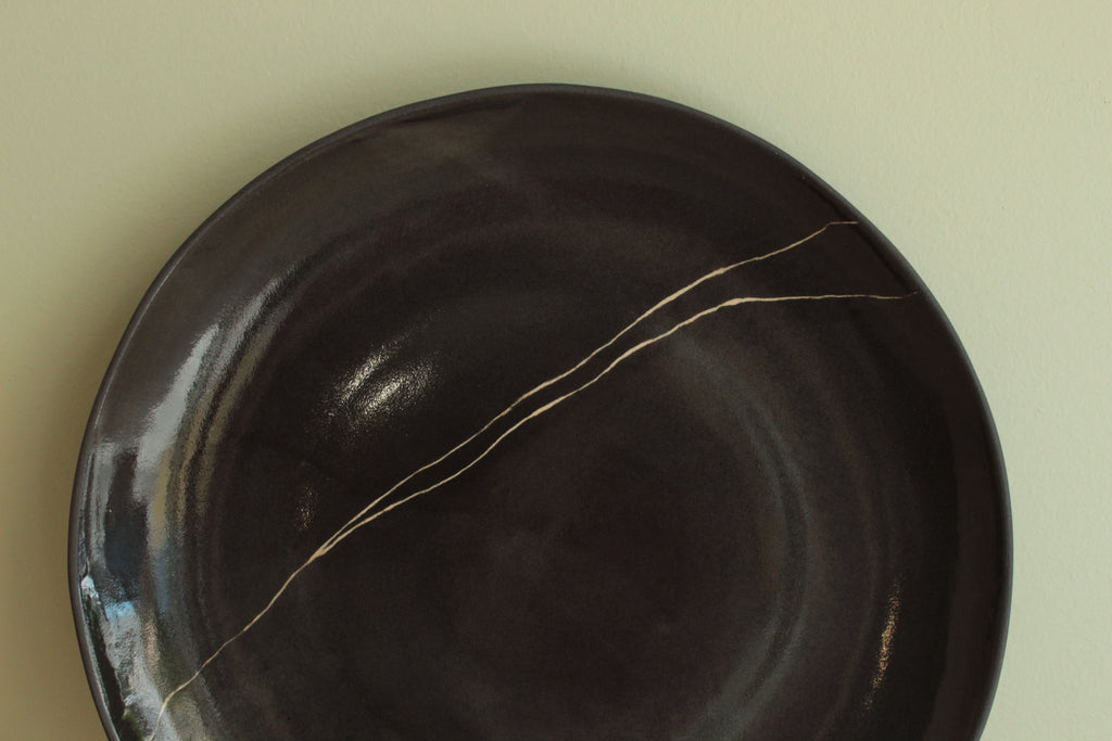 White line platter
