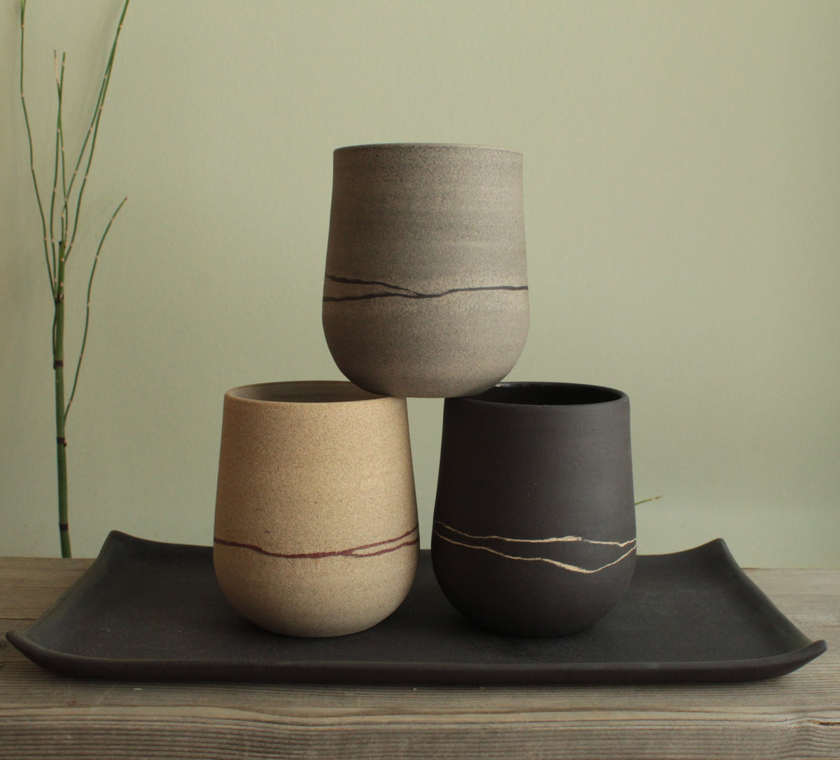 Black line cup