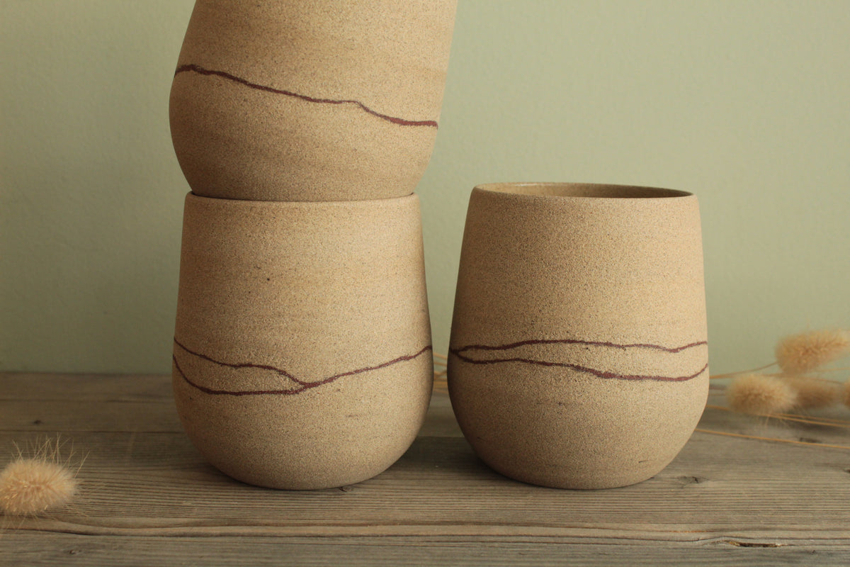 Red line cup