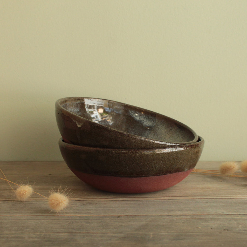 Medium green-red bowl