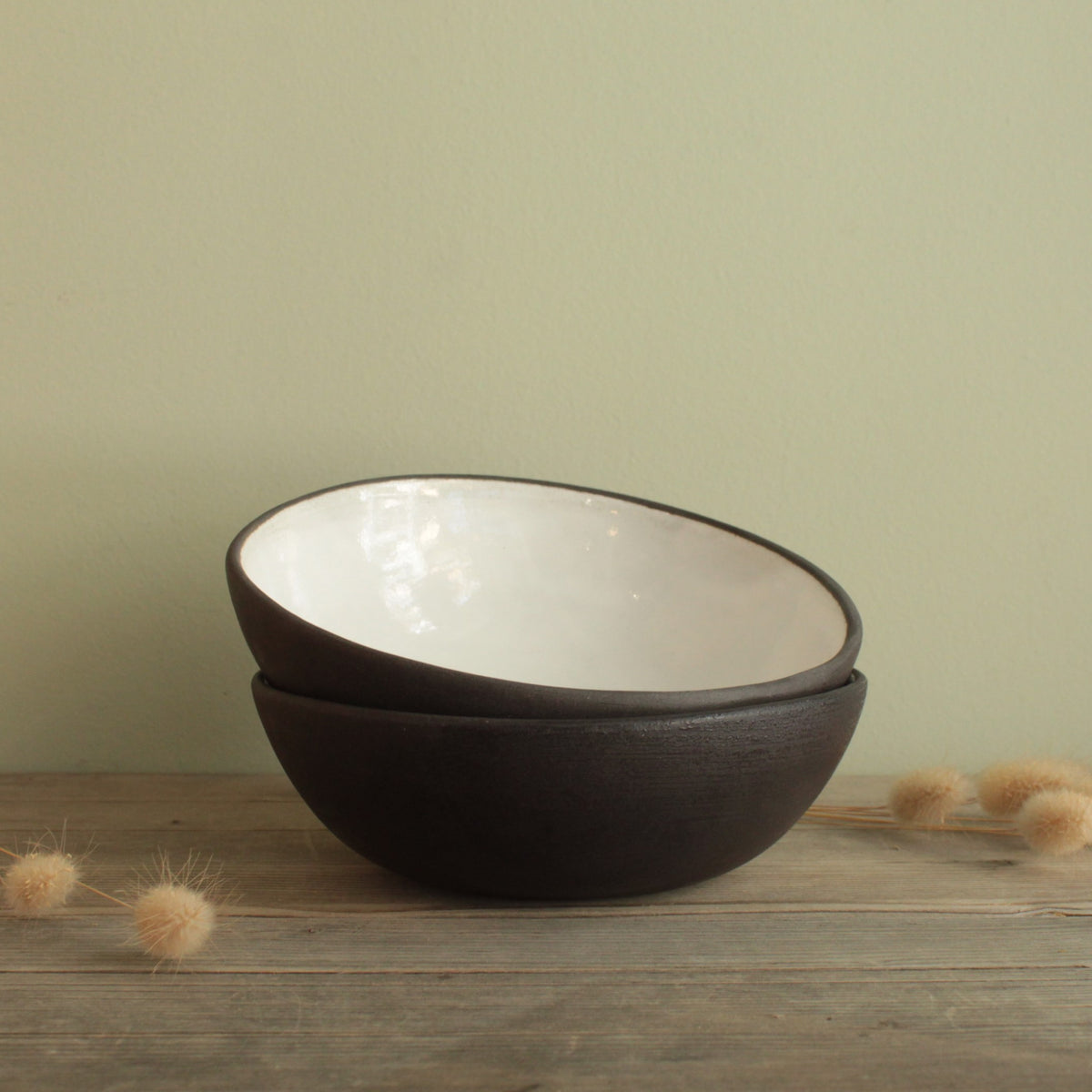 Black and white bowl size 2