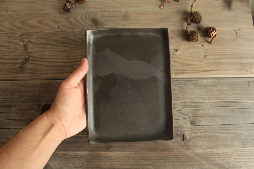 Rectangular serving platter - black