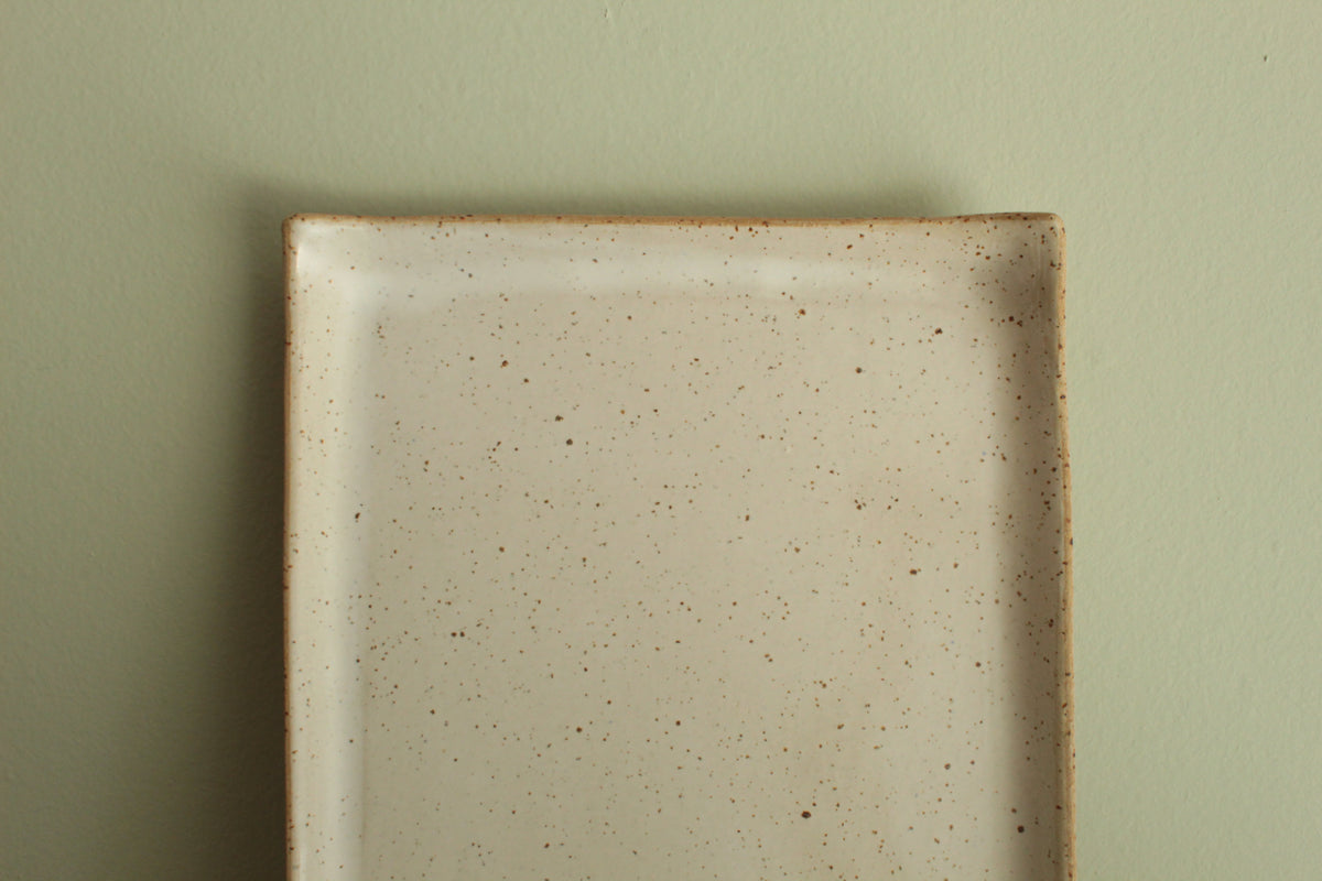 Rectangular serving platter - white speckled
