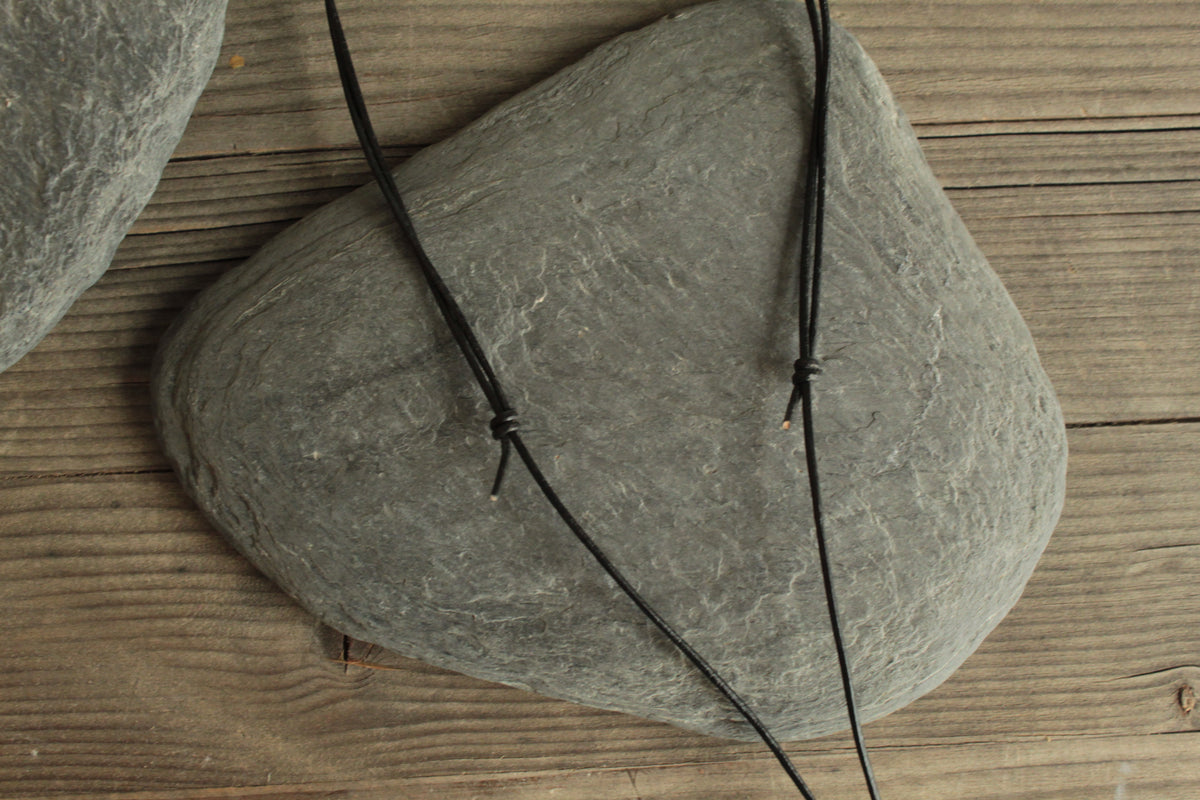 Marble porcelain necklace with leather cord - black large