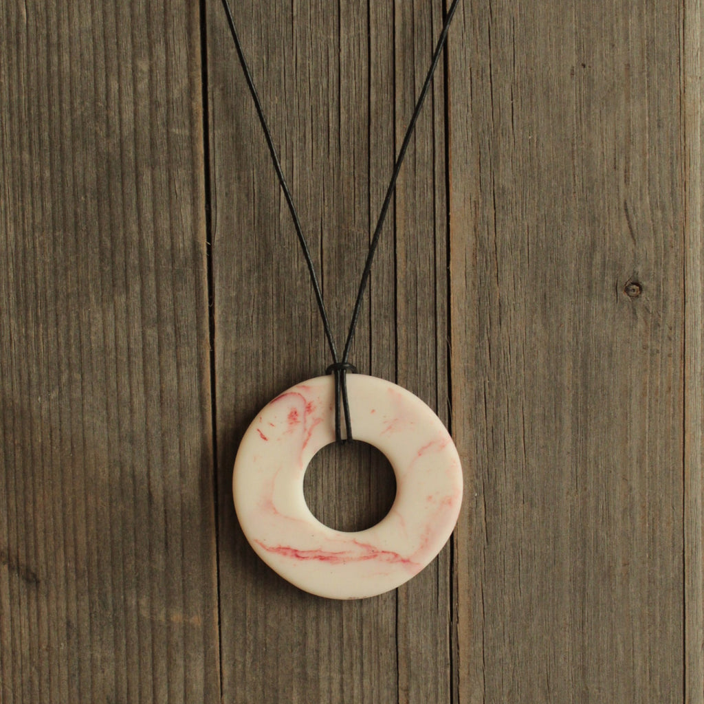 Marble porcelain necklace with leather cord - red