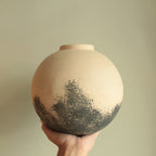 Blue design round vase