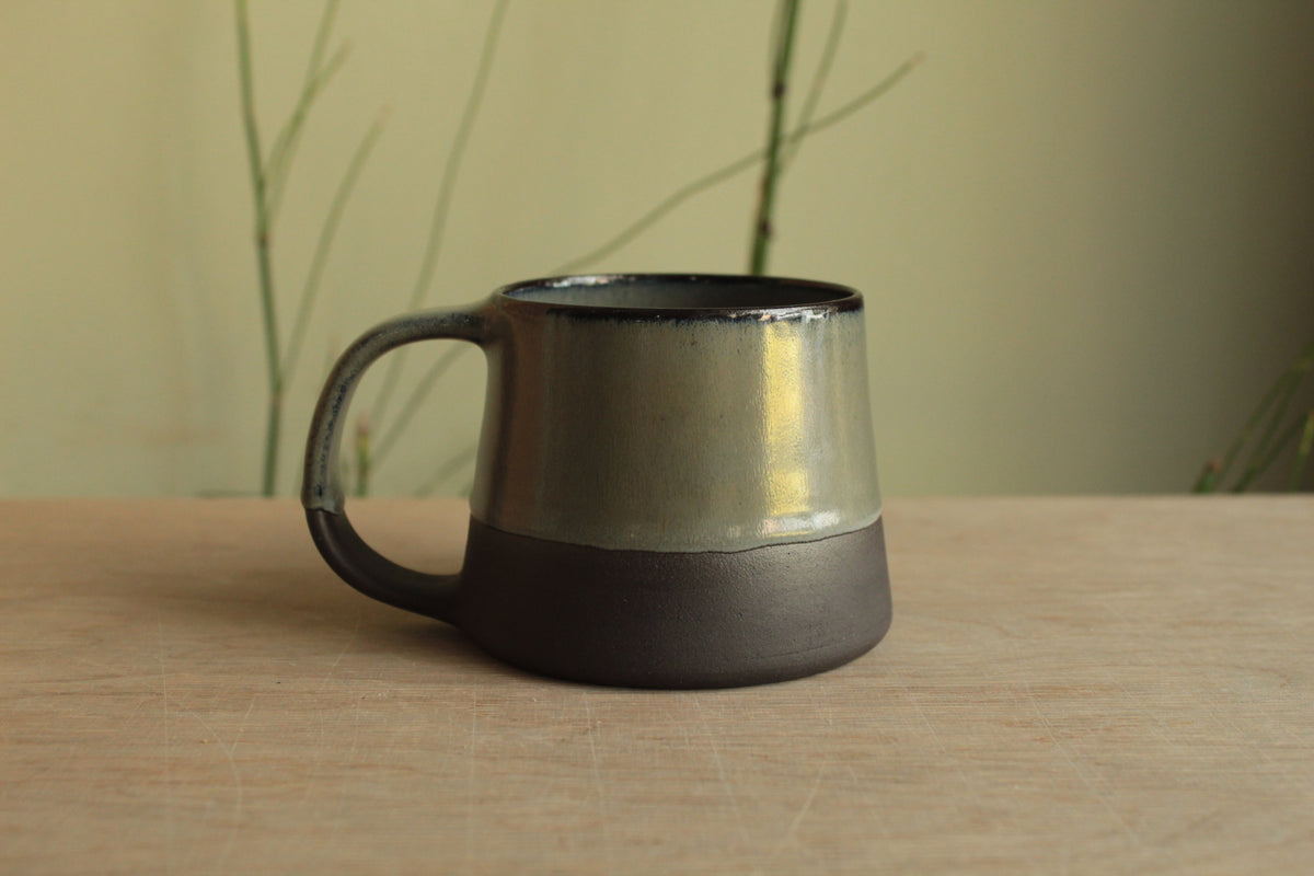 200ml Dark sage mug