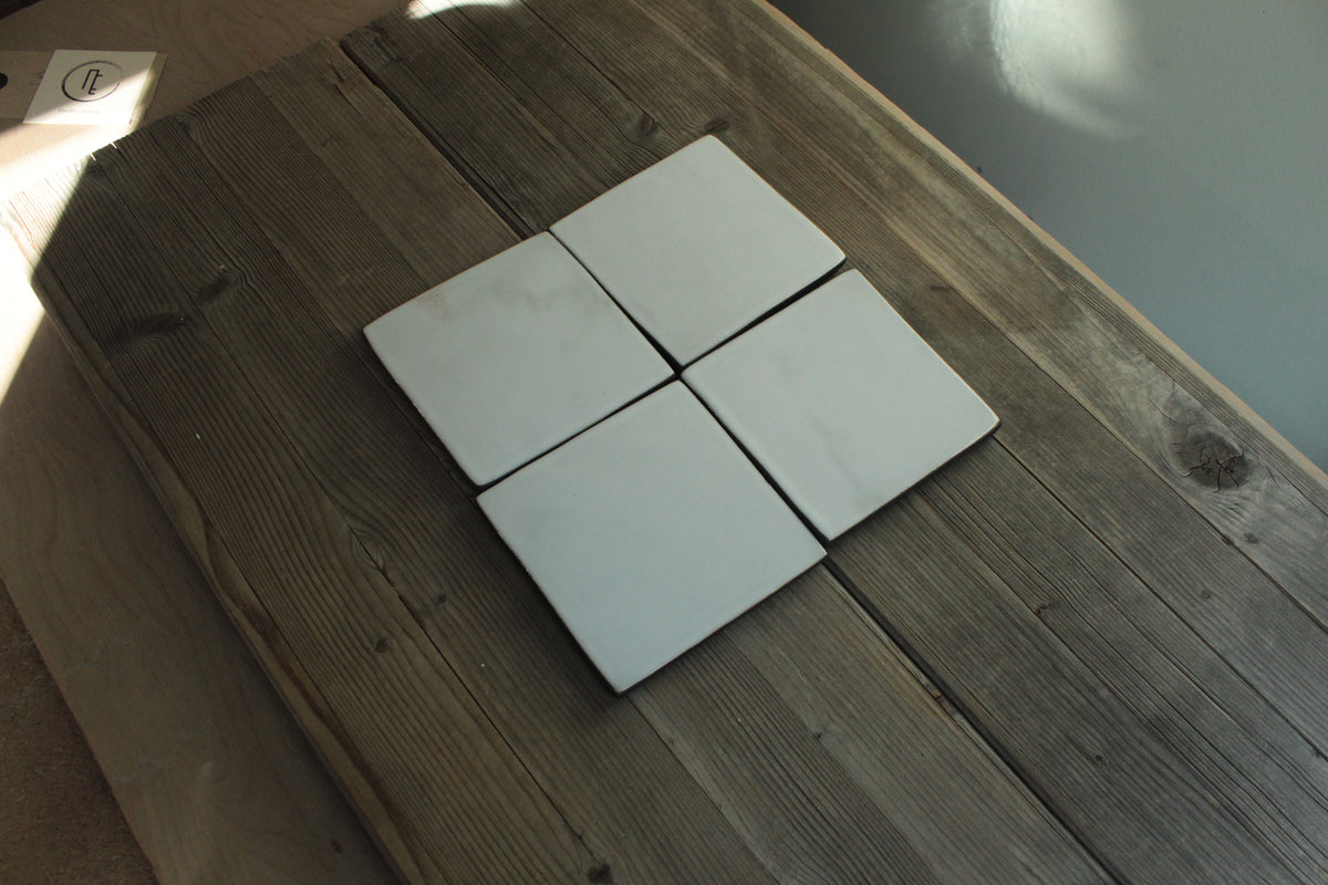 Coaster / Souver (glossy white)