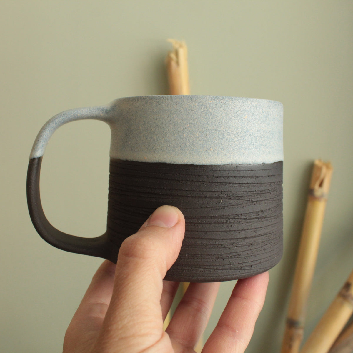 300ml Textured ice white mug
