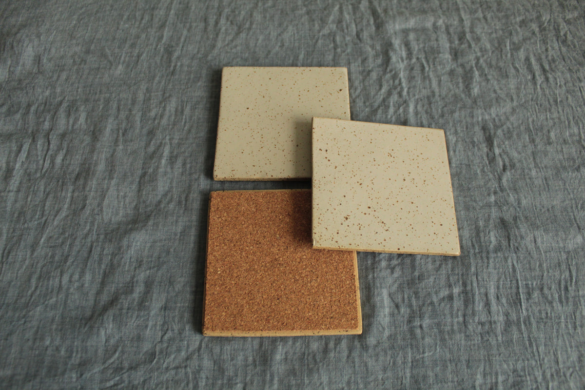 Coaster / Souver (speckled white)