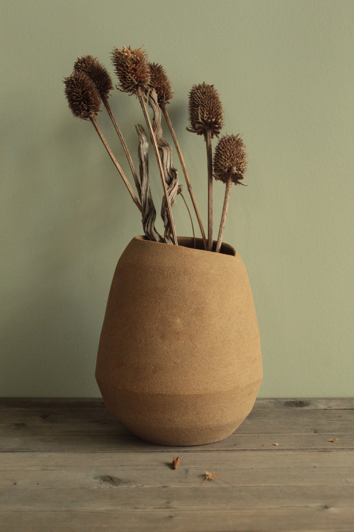 Desert sand vase
