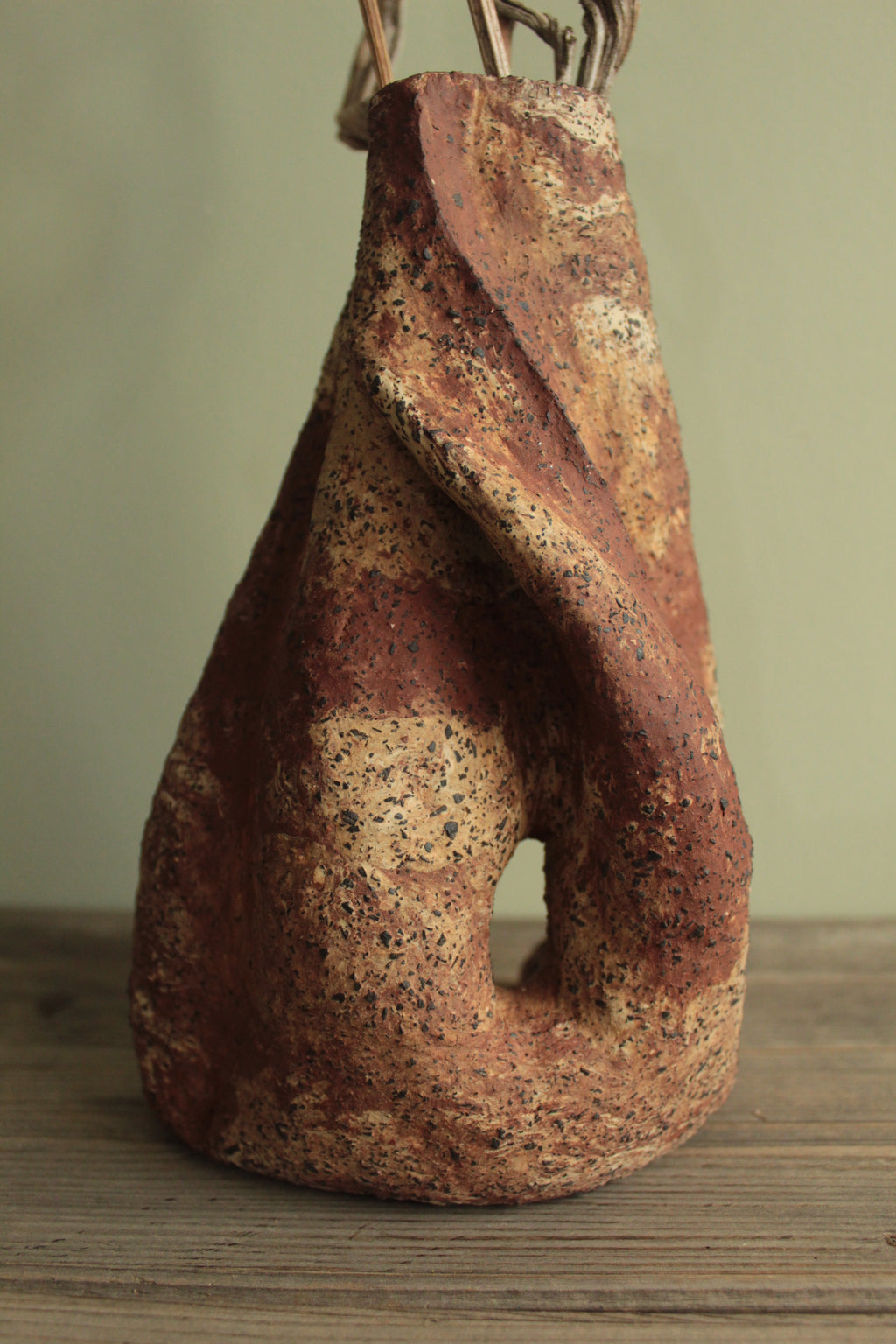 Red cave vase