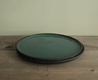 Botanical green dinner plate