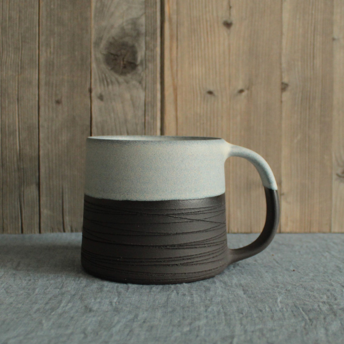 300ml Textured ice white mug