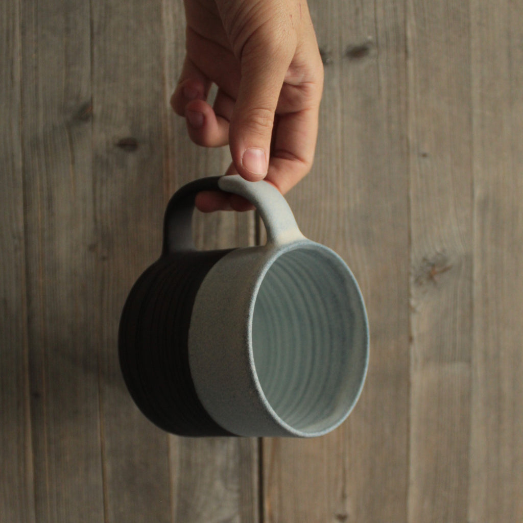 300ml Textured ice white mug