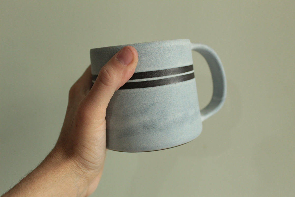 300ml Textured double lined ice white mug