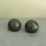 Load image into Gallery viewer, Set of salt and pepper shakers
