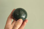 Load image into Gallery viewer, Set of salt and pepper shakers
