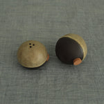 Load image into Gallery viewer, Set of salt and pepper shakers
