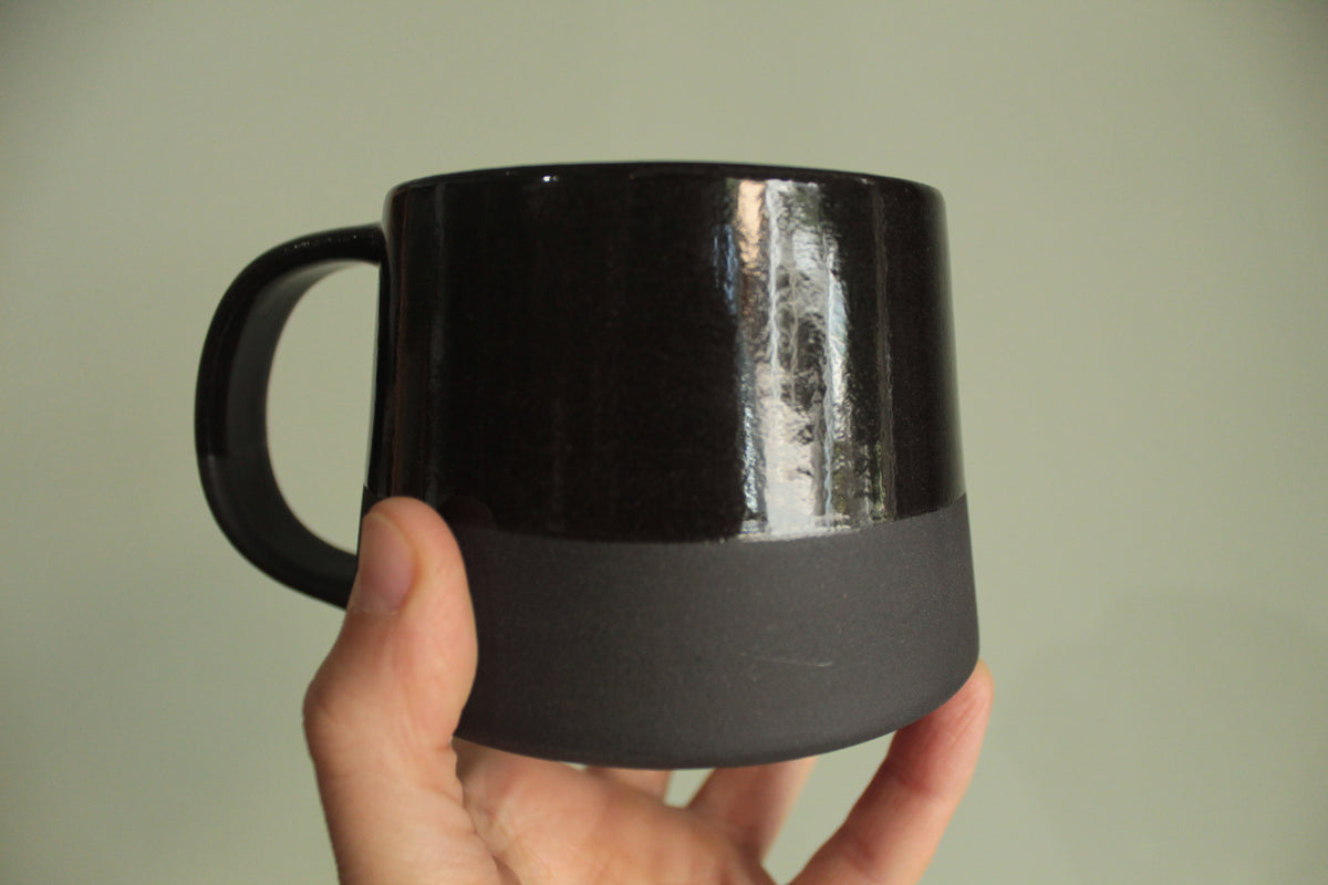 300/400ml Glossy black mug