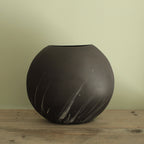 Comet rain vase