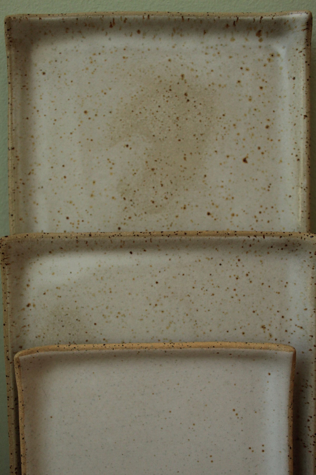 Rectangular serving platter - white speckled